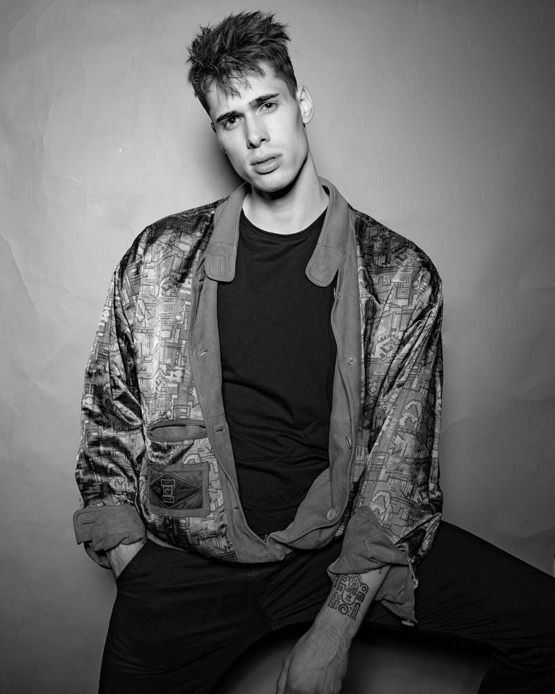 studio beauty fashion portrait